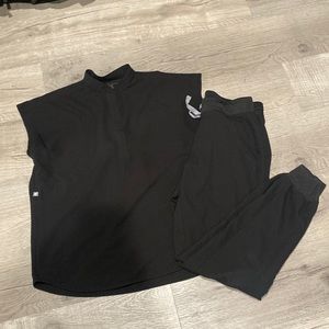 FIGS Scrubs Rafael set